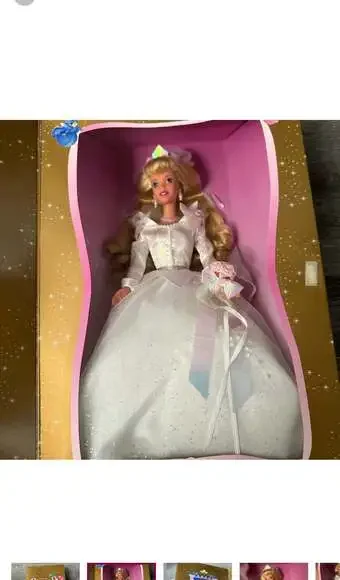 Price ⬇️Disney Wedding Sleeping Beauty 1997 Collector Edition Doll. New - Picture 2 of 9